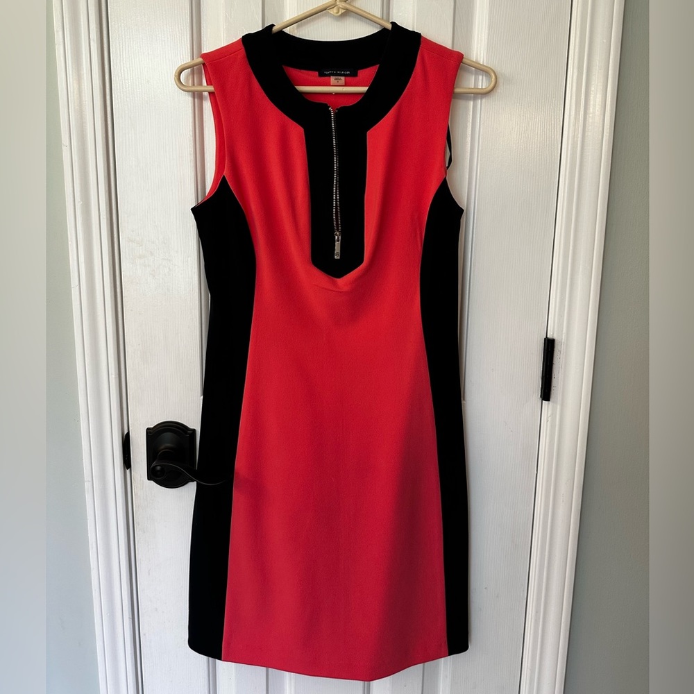Tommy Hilfiger - Peach & Navy Dress w Gold Zipper - Size 2